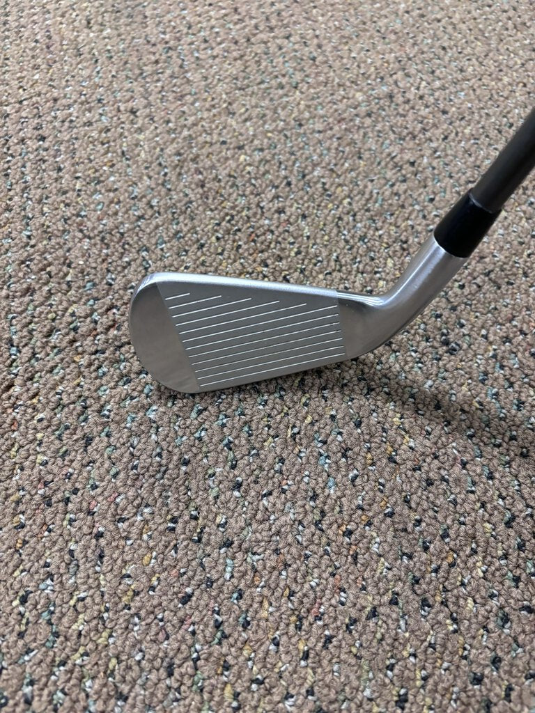 RH Utiliy U500 2 Iron w/Rogue M-AX 85H-S Stiff Shaft